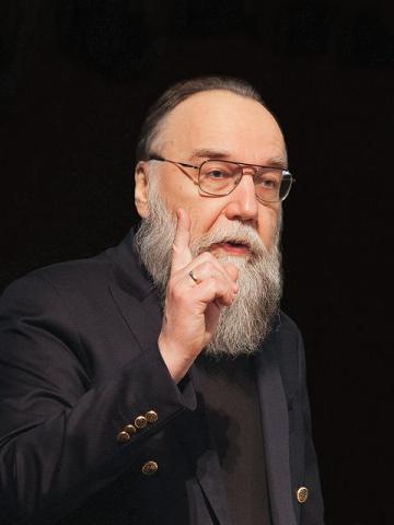 Filozof Dugin: “Demokrat” Zelenskyj voľby zrušil, zatiaľ čo “autoritatívny” Putin ich organizuje